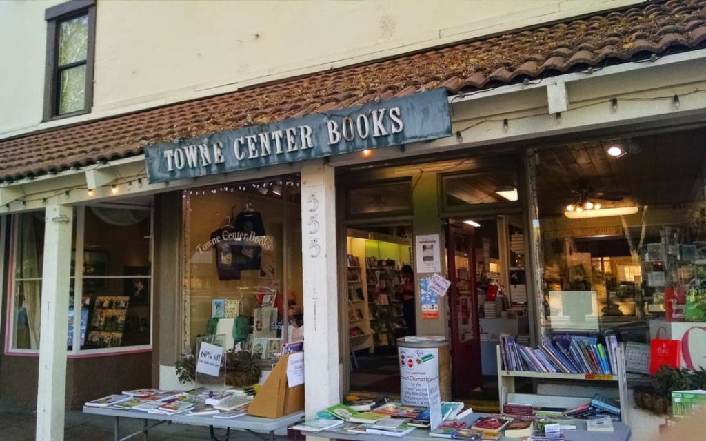 Towne Center Books.jpg
